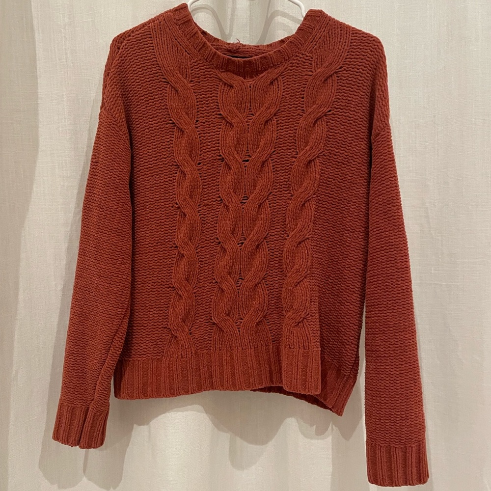 American Eagle Sweater